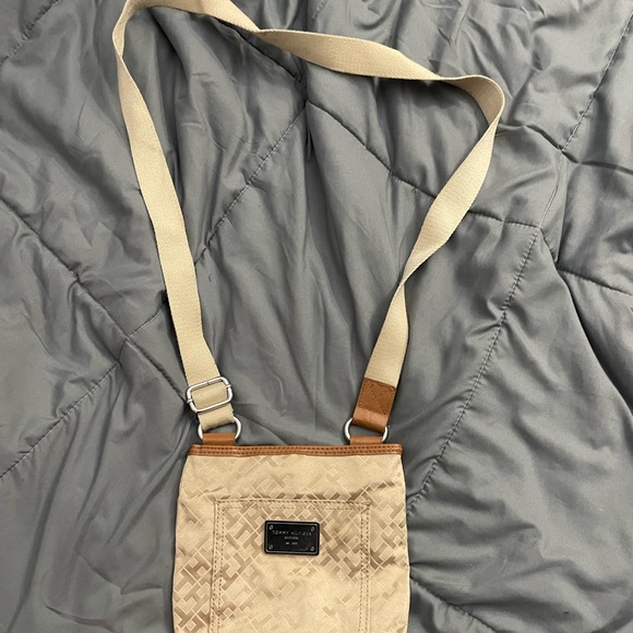 Tommy Hilfiger Handbags - Tommy Hilfiger Beige Crossbody Bag